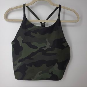 Old Navy Powersoft Light Supports Longline Camouflage Sports Bra Size Large